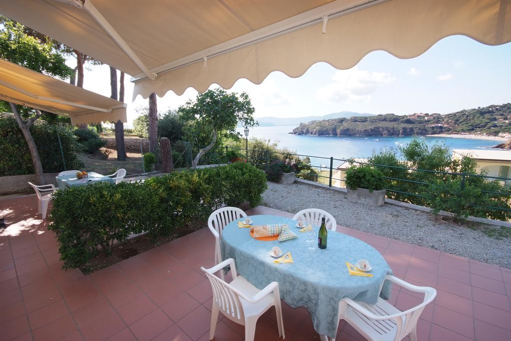 Casa Vacanze Dino Apartment Capoliveri  Exterior photo